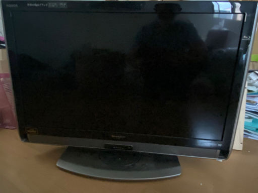 取引中　シャープ　32インチ　LEDテレビ