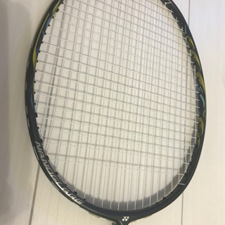 美品☆ヨネックス ナノフレア800LT☆