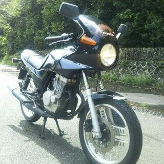 CBX125F