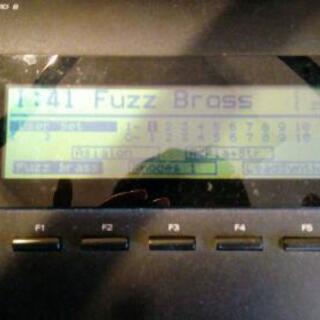 ROLAND シンセサイザー D70 ローランド ハードケース付