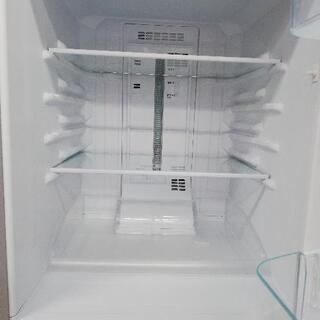冷蔵庫　Panasonic NR-B149W（2017年製） Panasonic (パナソニック) 2017年製 138L 2ドア冷蔵庫 NR-B149W 2017年