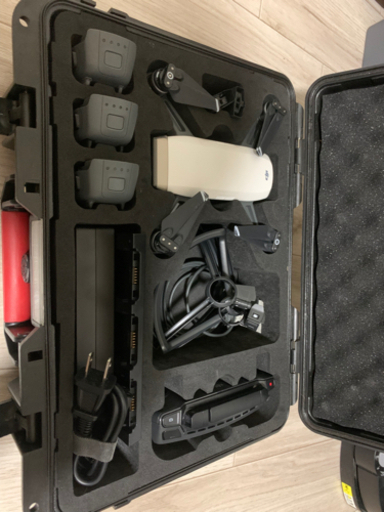 （美品、最終値下げ）DJI  spark  ドローンセット