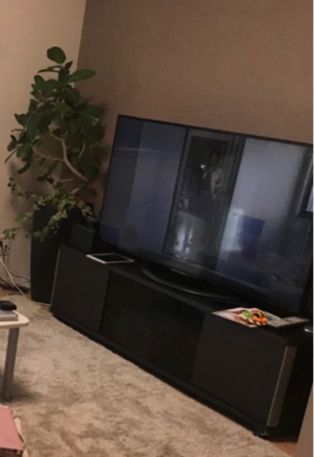 テレビボードとサイドテーブルいりませんか？