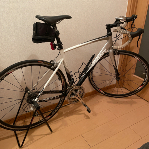 ロードバイク　GIANT DEFY3