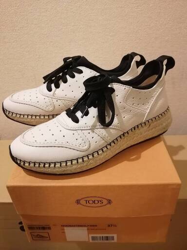 新品！TOD'S GOMMA RUN RAFLA 29A ALLACCIATA