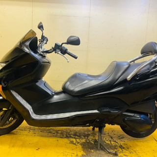 ホンダ フォルツァカッコいいですよね是非!!! | clinicaversalles