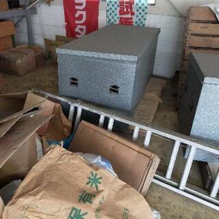 実物です。）布団缶 大シルバー 中古(一点の値段)