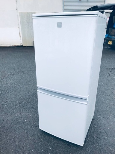 ♦️EJ622番 SHARPノンフロン冷凍冷蔵庫 【2015年製】