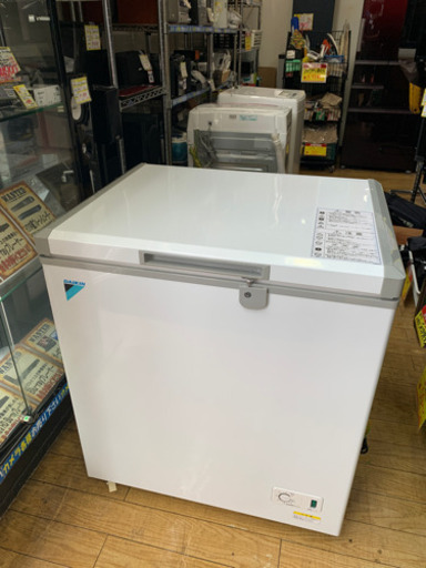 10/29 値下げ⭐️人気⭐️ 2018年製 DAIKIN 142L 上開き 冷凍庫 ストッカー フリーザー LBFG1AS ダイキン