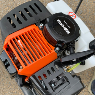 エンジン式　タイヤ付　耕運機　ハイパワー作業能力アップ　新品 排気量　52cc