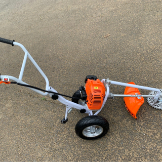 タイヤ付エンジン草刈機 手押し草刈り機　らくらく作業　最強52cc 新品