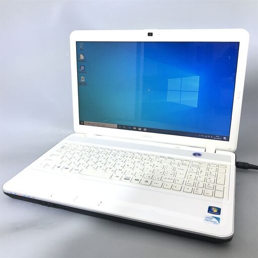 ホワイト色 即使用可 ノートパソコン 中古美品 15型ワイド 富士通 AH42/G Pentium 4GB DVDマルチ 無線LAN webカメラ テンキー Office