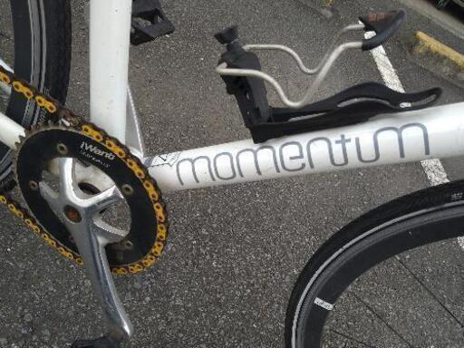momentum 自転車 iwant カーボン