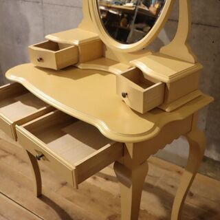 IDC OTSUKA(大塚家具)取り扱いブランドLYNN HOLLYN(リンホーリン)の