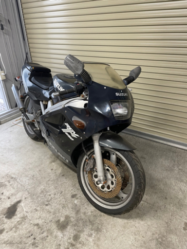 スズキ　RGV250ガンマ