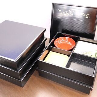 ☆ジモティー割引有り☆松花堂 切箔松葉 懐石弁当箱 未使用品