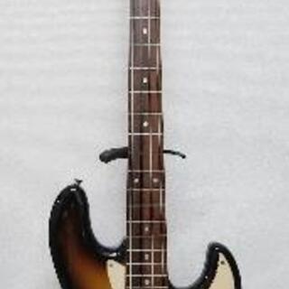 Squier  ジャズベース　動作確認済　弦交換済　ソフトケース付