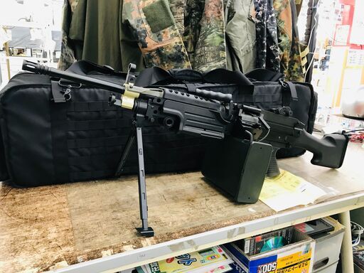 A\u0026K M249 QUASARカスタム 電動ガン