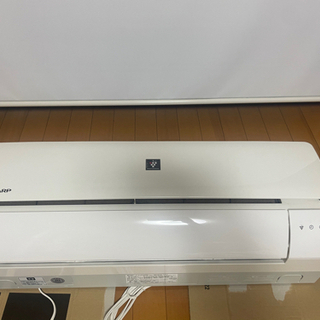 SHARP2018年製ルームエアコン2台あります。室外機もセットで