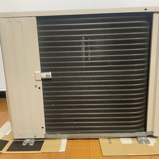 SHARP2018年製ルームエアコン2台あります。室外機もセットで