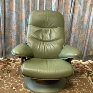 ソファー、テーブル3点セット売ります