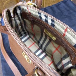 本物 バーバリー ミニショルダーバッグ Burberrys ボリード型 レザー