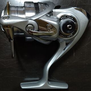 【新品】ダイワ　カルディア　2508R-SH　CALDIA DAIWA　スピニングリール