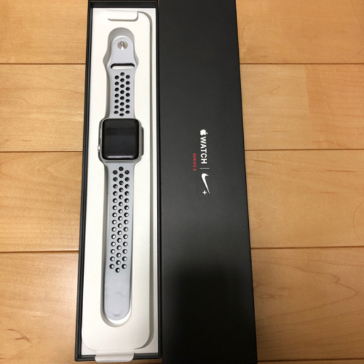 Apple Watch 3  42mm セルラーモデル