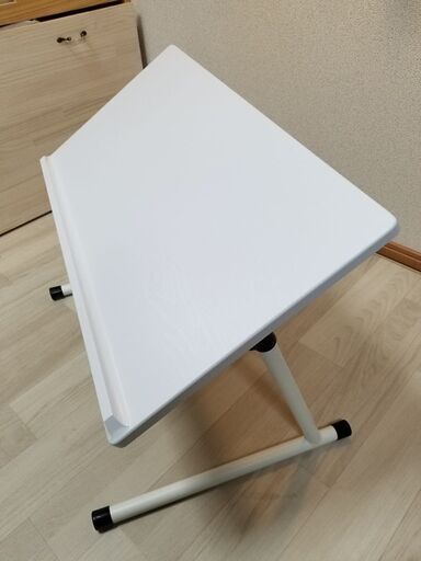 【美品】パソコンデスク　在宅ワークに　タブレット台に