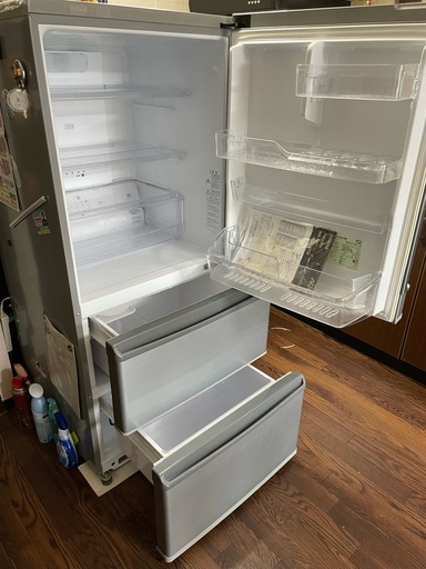 AQUA ノンフロン冷凍冷蔵庫 AQR 271F(S) 2017年製