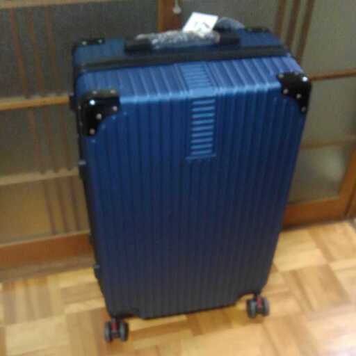 新品☆Mサイズ☆軽量 TSAロック☆キャリーケース キャリーバッグ☆ネイビー