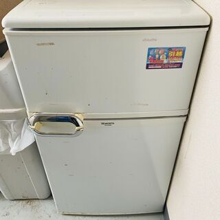 【差し上げます！！】小型冷蔵庫2011年製