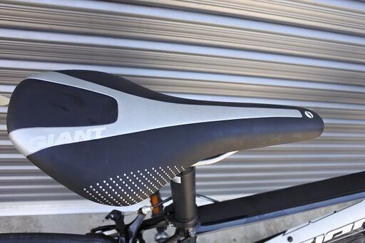美車！GIANT（ジャイアント） DEFY4 きれいなロードバイク！C-T約 