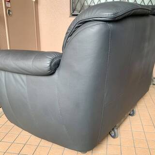 ソファ 概ね美品 ドイツ最高級 IDC大塚家具 ヒモラ 総革 ラブソファ 2人
