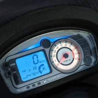 キムコ　DINK　125cc　スクーター オイル交換ずみ 前後タイヤ良好 シートした収納 １発始動