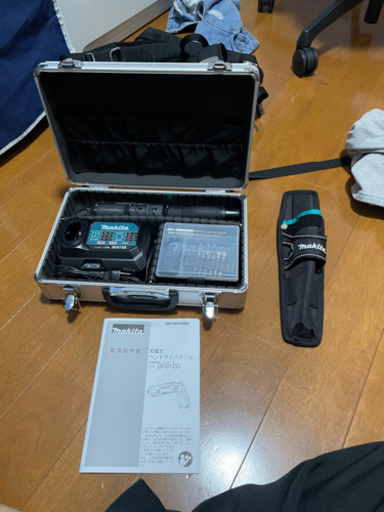 未使用　マキタ　ペンドリルドライバ