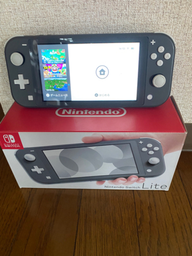 任天堂　switch light
