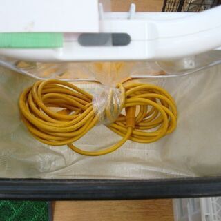 【直接取引】　中古　ＲＹＯＢＩ　電気芝刈り機　ＬＭ－２８１０