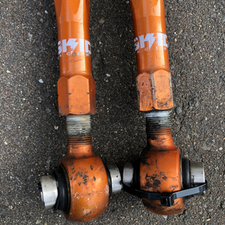 商談中】18クラウン リアアッパーアーム