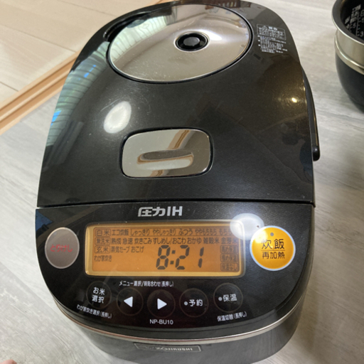 ZOJIRUSHI NP-BU10-BA 炊飯器 象印 5.5合