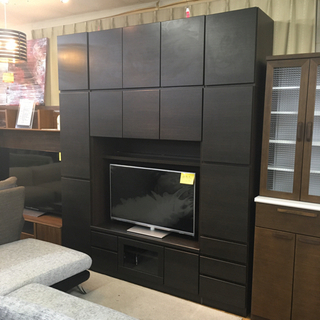 S185 NITORI, 壁面テレビボード、リビングボード 幅200cm ,扉ブルモーション機能,美品 S185 NITORI, 壁面テレビボード、リビングボード 幅200cm ,扉ブル