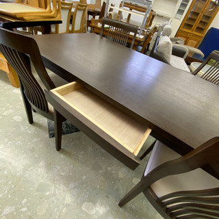 KTMです。引取専用 大塚家具 ダイニングテーブル 椅子4脚 KTM様専用です。引取専用 大塚家具 ダイニングテーブル 椅子4脚