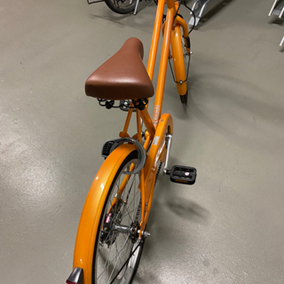 オレンジの自転車【美品】