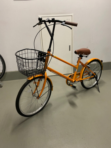 オレンジの自転車【美品】