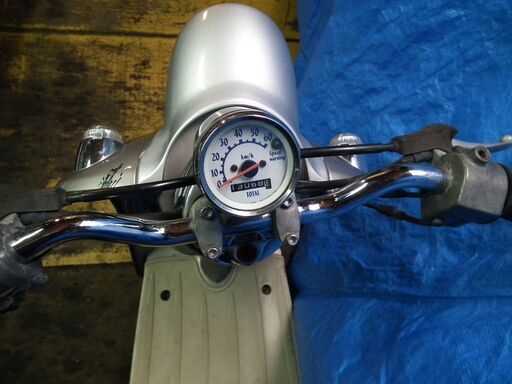 ビーノ(5AU)パワフルな2スト原付・走ります（銀)クリアーレンズ