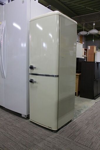 2ドアレトロ冷凍冷蔵庫 130L レトロホワイト WRE-2133W 2019年製 S-cubism 冷蔵庫 中古家電 店頭引取歓迎 R3937)