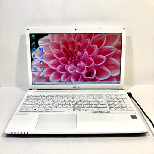 ✨返品補償付✨Bluetooth\u0026カメラ搭載ノートパソコン　♪最新Win10