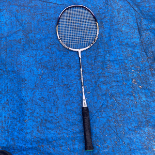 【良品】MUSCLEPOWER80　マッスルパワー80　バドミントン YONEXヨネックス バドミントンラケット マッスルパワー80 - メルカリ