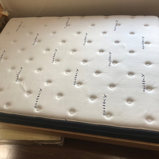 IKEAのベッドとニトリのマットレス売ります