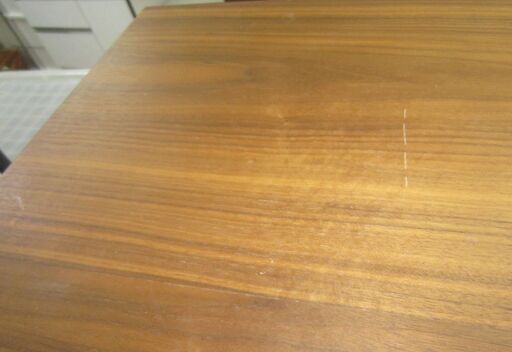 R016 高級 SongDream ナイトテーブル、サイドベッドテーブル、幅590